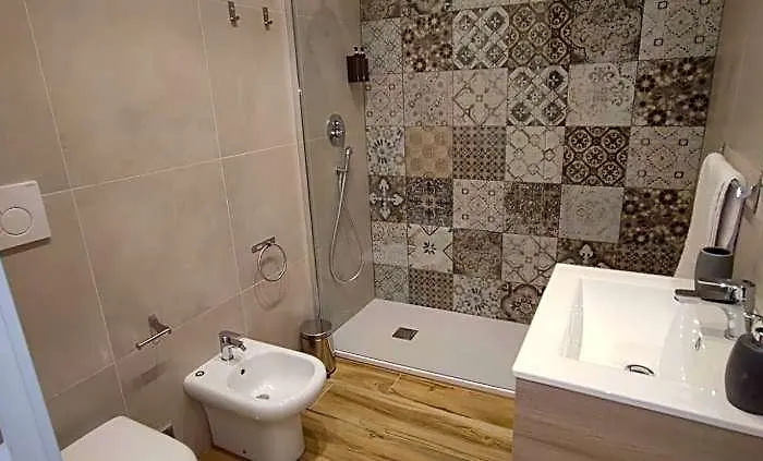 Essenza House